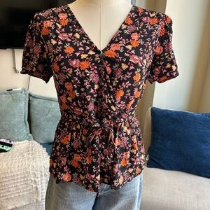Loft Floral V-Neck Wrap Top - size small
